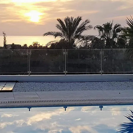 Holiday home Verdi: Luxury With Private Pool Peyia