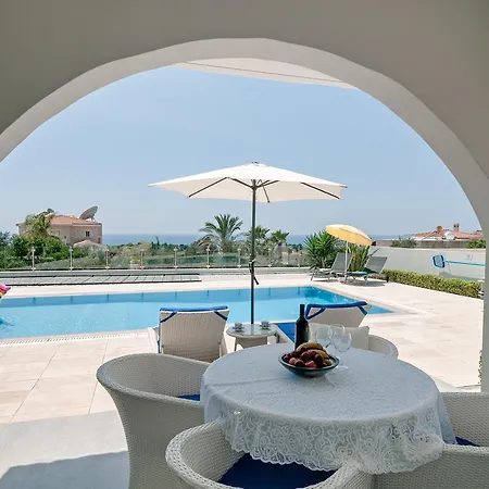 Verdi: Luxury With Private Pool Сasa de vacaciones