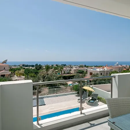 Verdi: Luxury With Private Pool Holiday home *