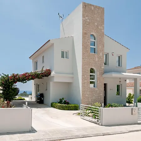 Verdi: Luxury With Private Pool Сasa de vacaciones *