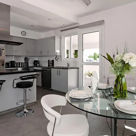 Holiday home Verdi: Luxury With Private Pool