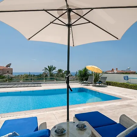 Verdi: Luxury With Private Pool * Peyia